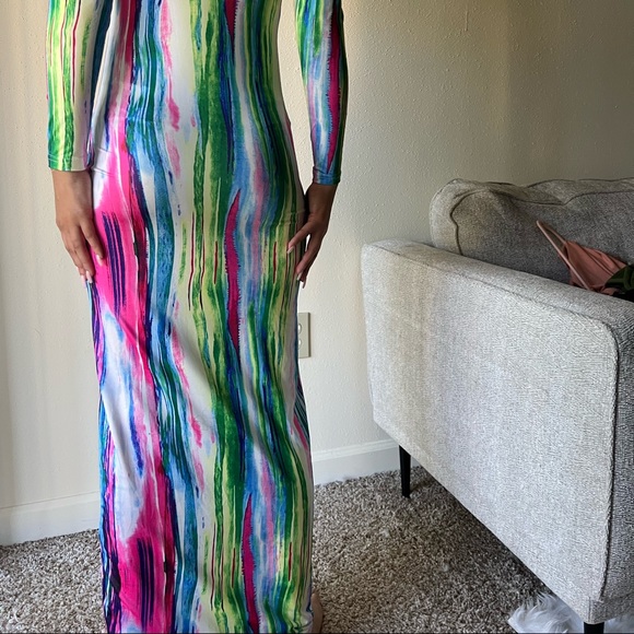 Multi color dress - Picture 3 of 3